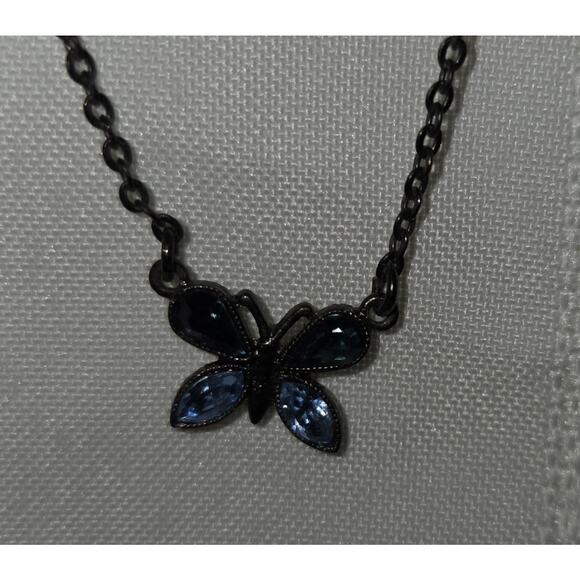 1928 Black and Blue Butterfly Gem Necklace Gunmetal Victorian Revival Goth 18" - Picture 5 of 12
